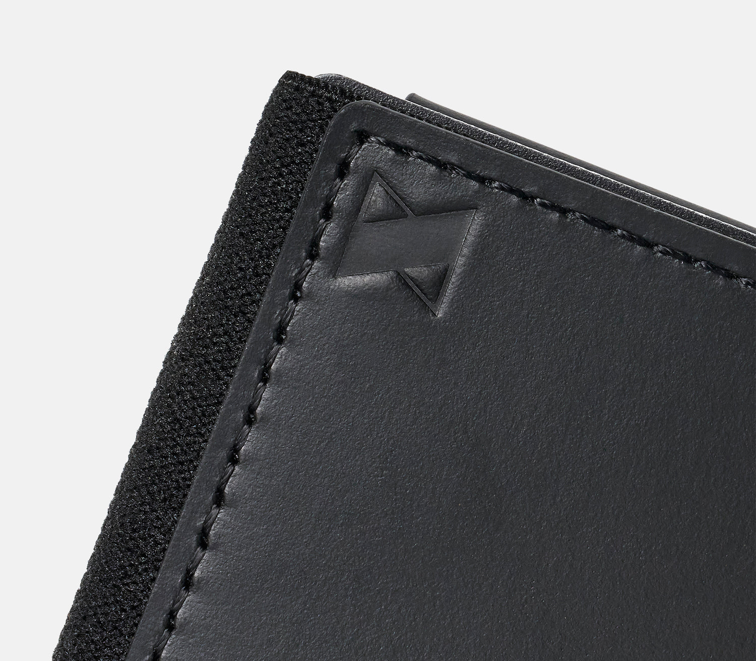 Ridge Biflex - MKBHD - Midnight Black Leather