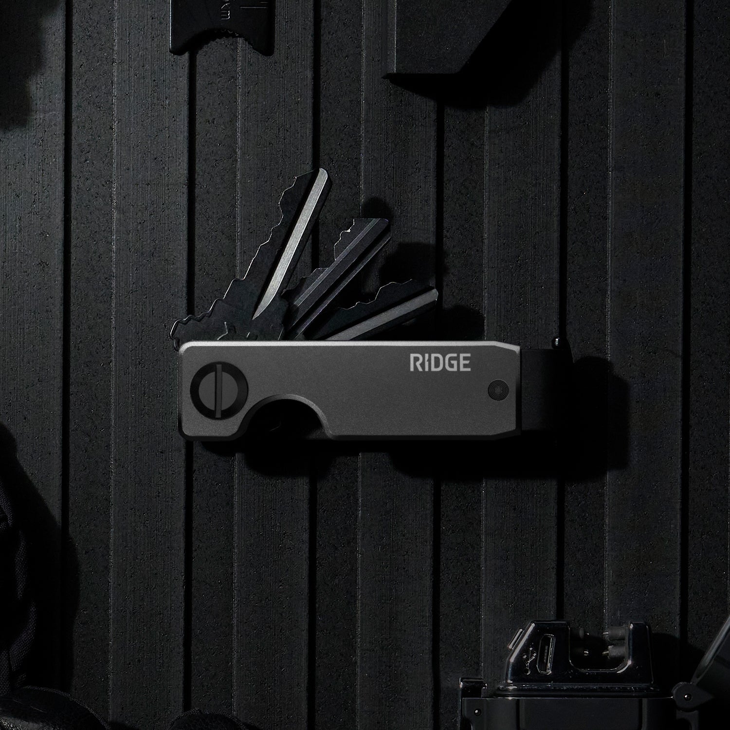 Ridge KeyCase - Gunmetal
