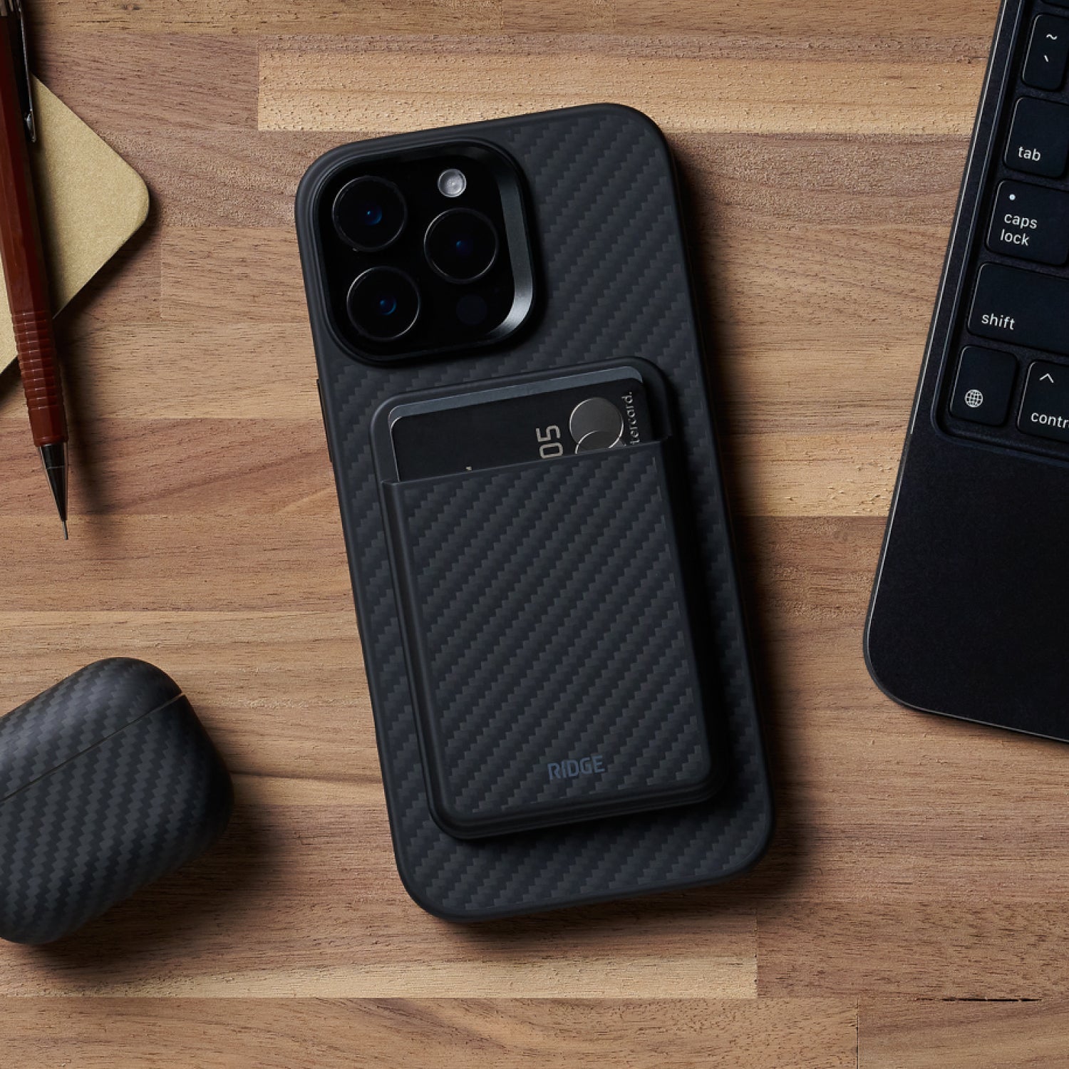 MagSafe Cardholder - Carbon Fiber 3K